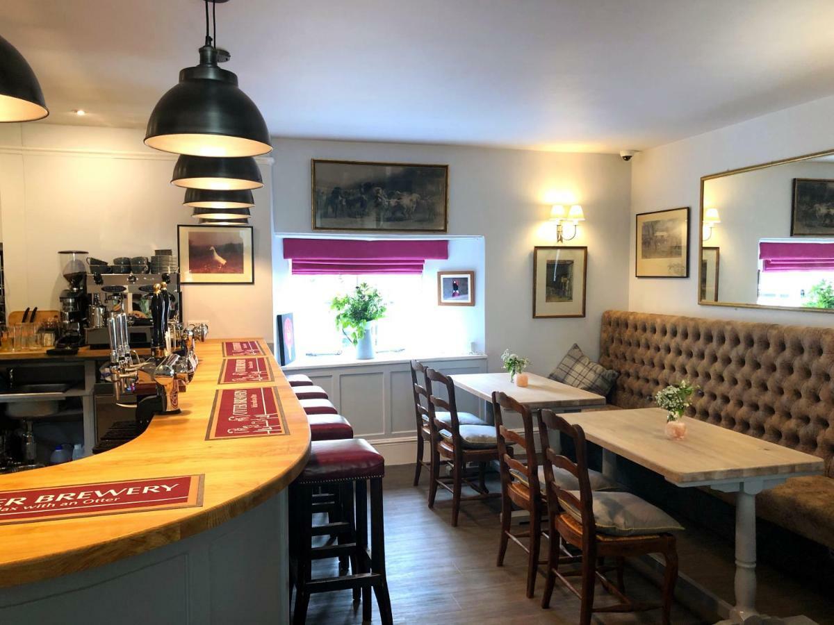 The Red Lion Hotel Oakford Eksteriør billede